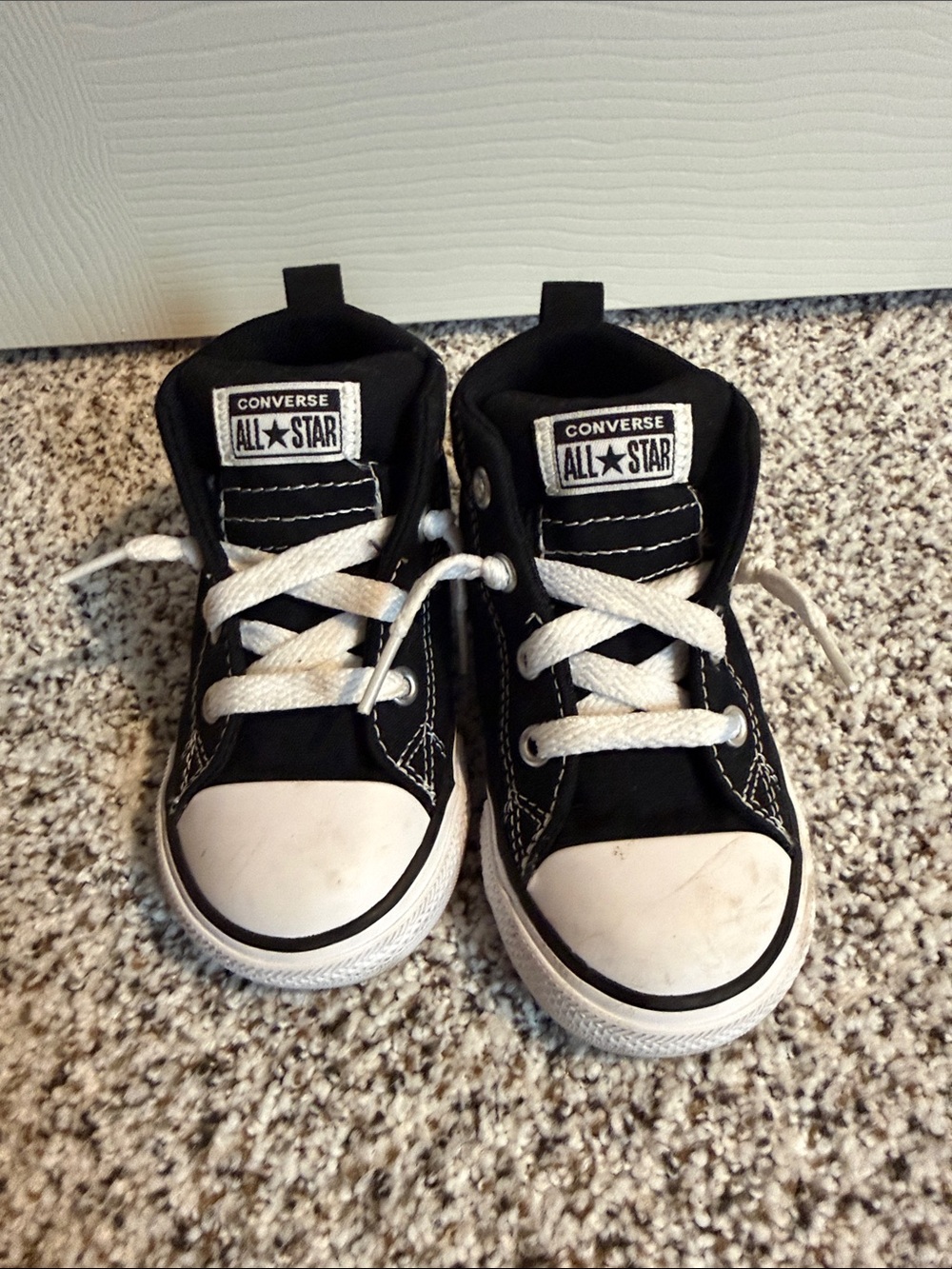 Converse Chuck Taylor All Star Street Mid Infant sneakers